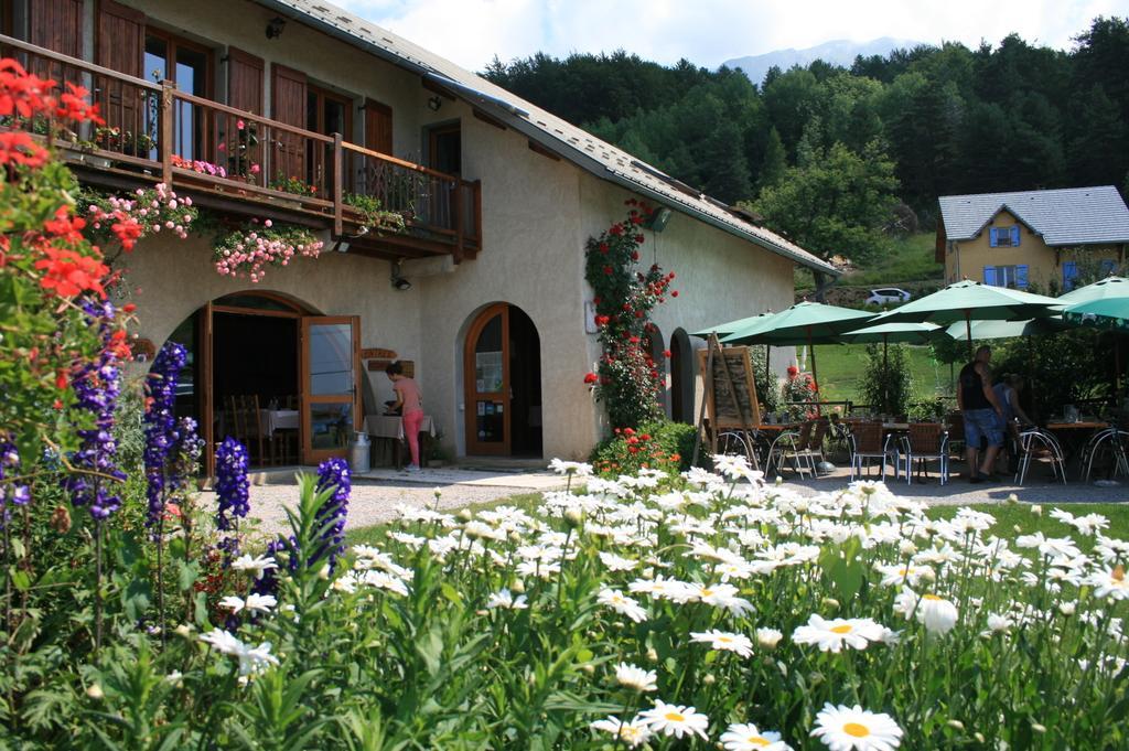 Les Alisiers Apartment Montclar  Luaran gambar
