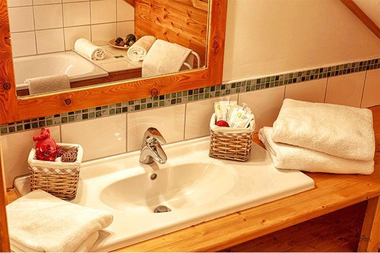 Les Alisiers Apartment Montclar  Luaran gambar