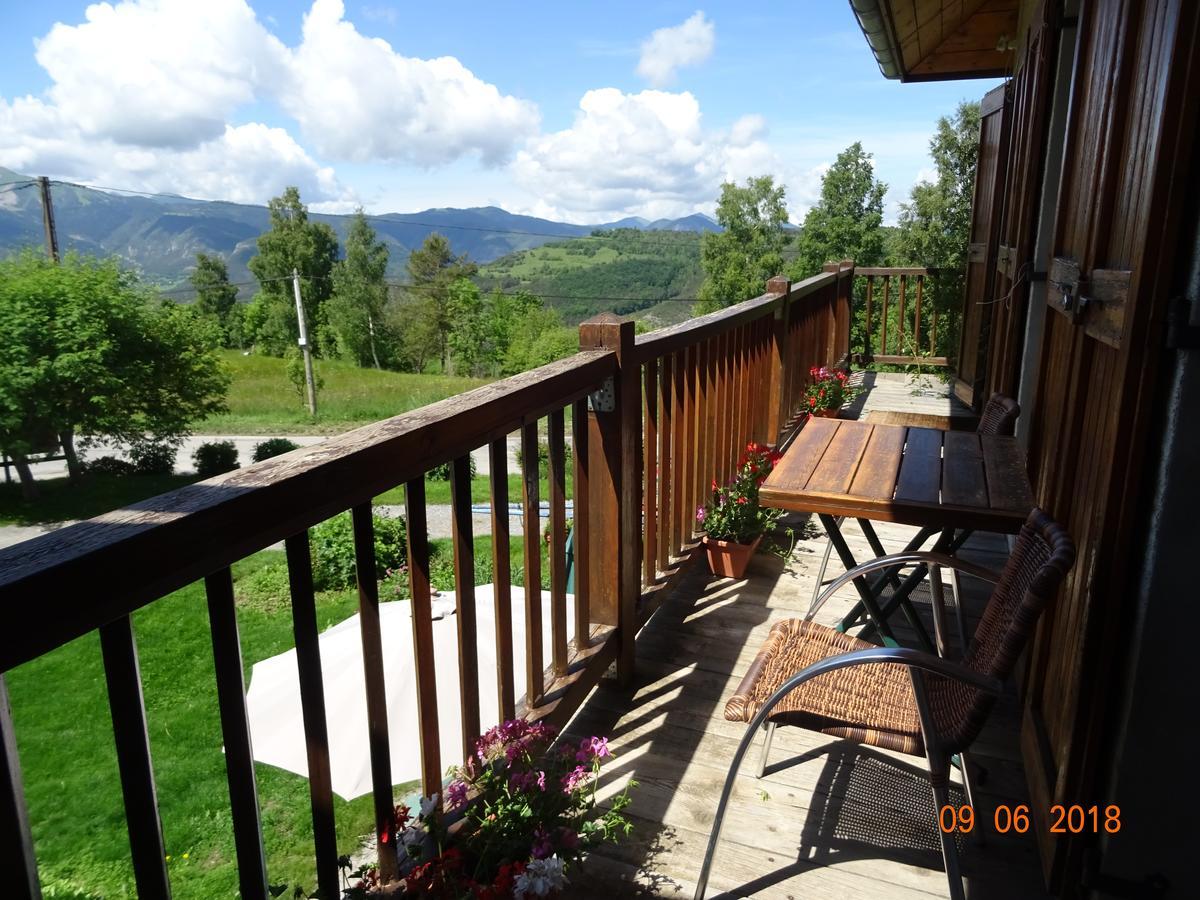 Les Alisiers Apartment Montclar  Luaran gambar